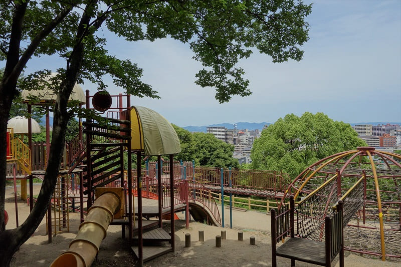 上野丘子どものもり公園 大分駅近くの人気スポット 大型遊具で子どもと遊んできた 大分ちゅーしん